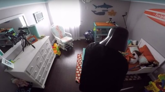 Se disfrazó de Darth Vader para asustar a su hijo y pasó algo inesperado