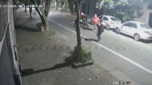 Video: brutal asalto a un médico que iba al trabajo a plena luz del día en Rosario
