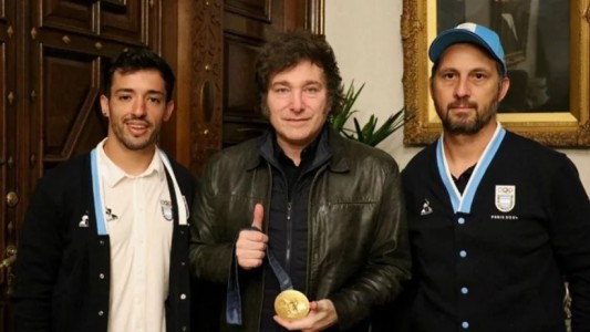 José "Maligno" Torres salió al balcón de la Casa Rosada junto con Javier Milei