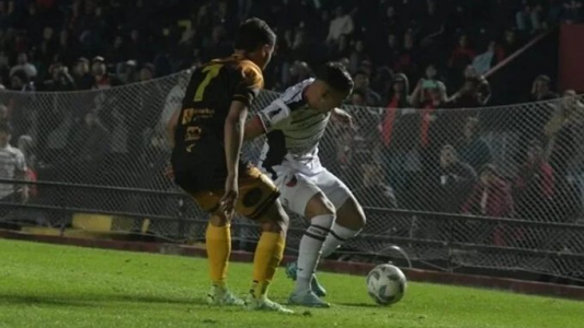 Colón echó a su técnico tras la derrota con Mitre de Santiago del Estero