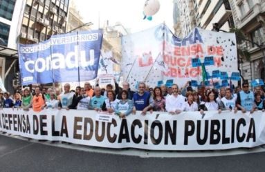 Comenzó el paro universitario