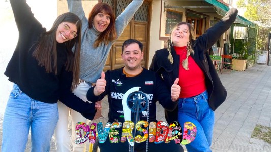 Una lesión medular lo imposibilitó de caminar: la Fundación Jean Maggi le regaló una bici adaptada