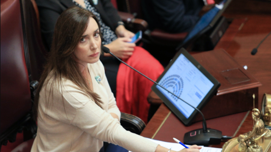 Senadores cobrarán $9 millones mensuales: "Solo decido sobre paritarias a empleados", dijo Villarruel