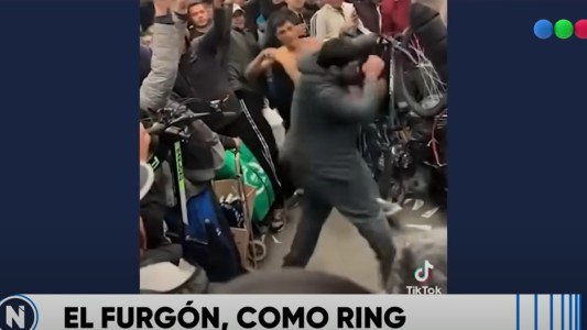 El furgón como ring: arrestaron a uno de los participantes de la pelea en el tren San Martín