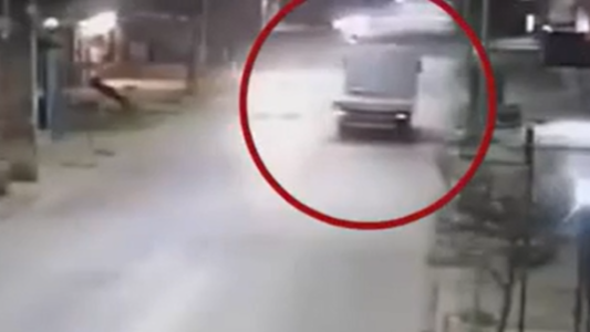 Un camionero atropelló a un motociclista, se dio a la fuga, pero fue detenido más tarde