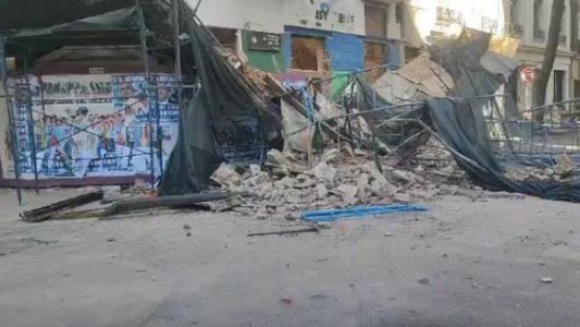 Se derrumbó una casa antigua que iba a ser demolida en San Cristóbal