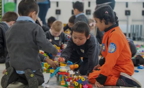 ChangeX y Paramount Global lanzan el Fondo Comunitario para el Día Mundial de la Salud Mental