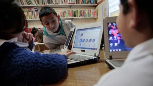 Ya se puede aprender inglés gratis en la Ciudad de Buenos Aires: cómo es la inscripción y qué requisitos hay