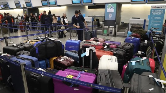 Se esperan demoras, traslados y cancelaciones para mañana en Aeroparque por medidas gremiales