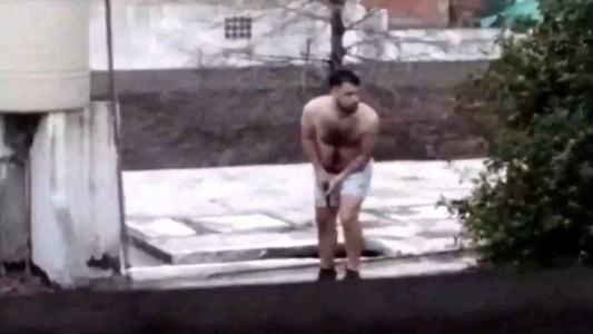 Hurlingham: un vecino se subió al techo de su casa y evitó que le roben