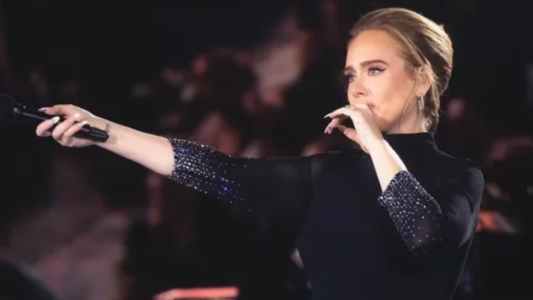 Adele se retira de los escenarios "por un tiempo increíblemente largo"