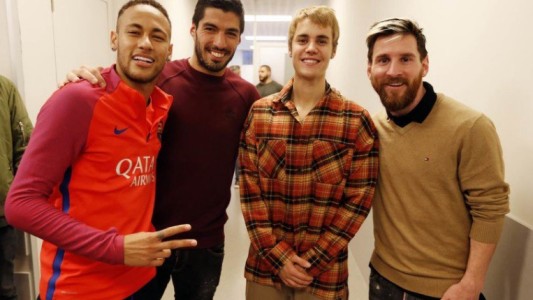 Messi volvió a entrenar en Barcelona y se fotografió con Justin Bieber