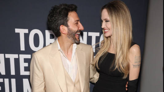 Angelina Jolie y Juan Minujín juntos en Toronto: las imágenes