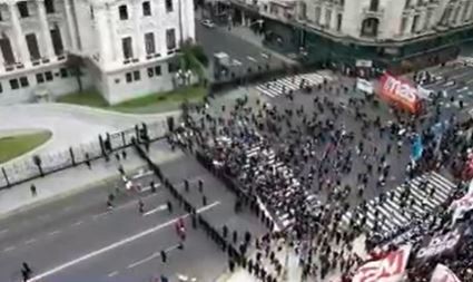 El Gobierno despliega un mega operativo de seguridad en los alrededores del Congreso