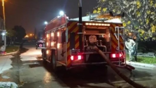 Tragedia en Monte Grande: una mujer y sus dos hijos murieron en el incendio de su casa