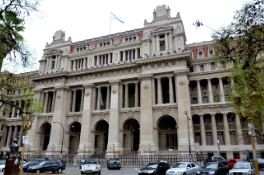 La Corte Suprema rechazó un amparo colectivo contra un reajuste de los jubilados