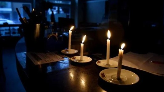 El Gobierno confirmó que habrá cortes de luz programados durante el verano