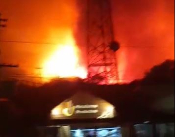 Córdoba: El fuego alcanzó las aerosillas de Los Cocos