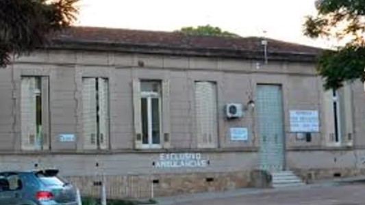 Insólito: olvidó sus llaves, intentó saltar la reja, se quedó enganchado y perdió un testículo en Entre Ríos