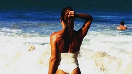 Bikini hot y relax para Flor de la V en las playas de Brasil