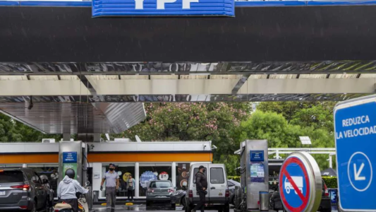 YPF baja las naftas 1% y el gas oil 2%