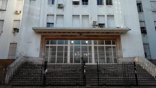 Detuvieron a un funcionario de la Procuración Bonaerense acusado de abusar de su hijastra