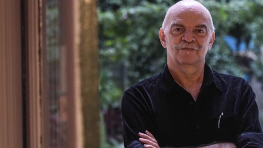 Martín Caparrós confesó que sufre ELA: "La esperanza de vida es de tres a cinco años"