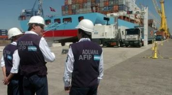 Fuerte rechazo del gremio de trabajadores aduaneros a la disolución de AFIP: "Viola la Constitución"