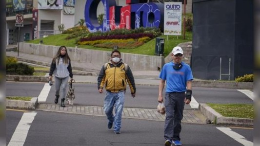 Ecuador modificó la jornada laboral a causa de la crisis eléctrica