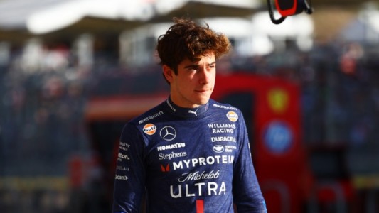 "No me siento ni cerca": Colapinto habló sobre las comparaciones con Messi