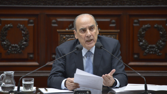 Francos acerca del Presupuesto 2025: "Sería una señal positiva que los actores se pongan de acuerdo"