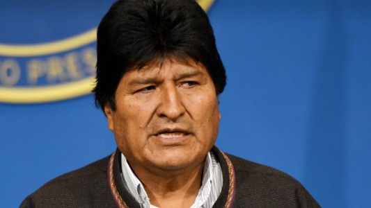 Evo Morales denuncia intento de detención a tiros contra su vehículo