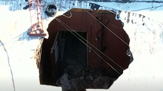 Video: se cayó el techo de una comisaría