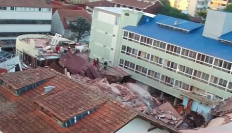 "Me llamó la atención una abertura y la cantidad de obreros", expresó una vecina del hotel derrumbado en Villa Gesell