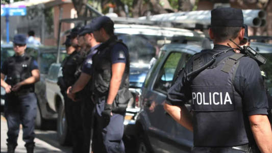 Intentó matar a su hijo discapacitado de 52 años porque "no podía cuidarlo": quedó detenida