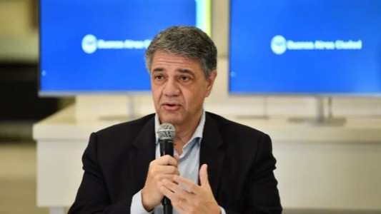 Jorge Macri, sobre Aerolíneas Argentinas: “No podemos estar quemando plata en una empresa que da pérdidas”