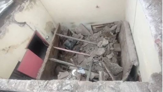 Trágico derrumbe en Córdoba: murió una mujer de 77 años tras caerse el techo de su casa