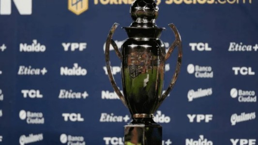 Pelea por el título en la Liga Profesional: qué partidos les quedan a Vélez, Huracán, Racing y River