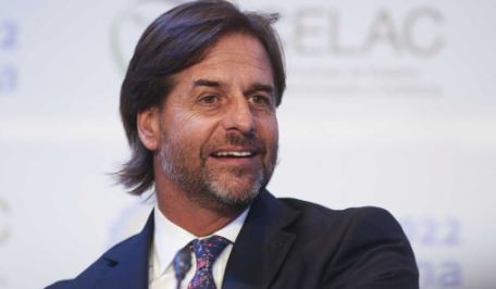 "Esta noche empieza la transición", anunció el presidente de Uruguay