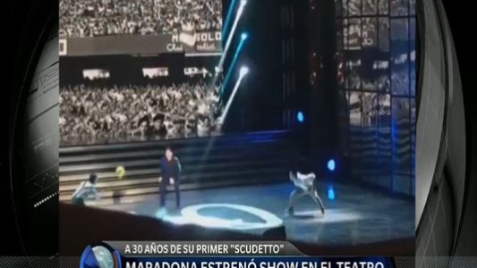 El homenaje que recibió Diego Maradona en la ópera de Nápoles