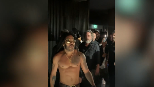 Lenny Kravitz incendió el Movistar Arena