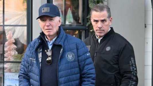 El presidente Joe Biden le otorgó un indulto oficial a su hijo