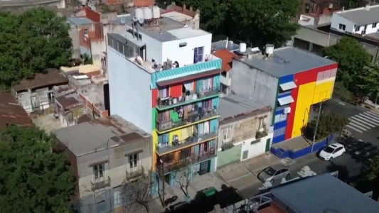 Te Presento a Juan: compró un conventillo en peligro de derrumbe y construyó un edificio para reubicar familias