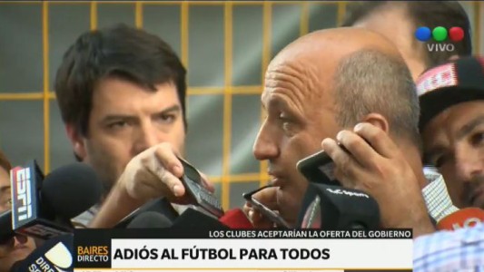 Russo: "Si está el dinero cómo no vamos a arrancar con el fútbol"
