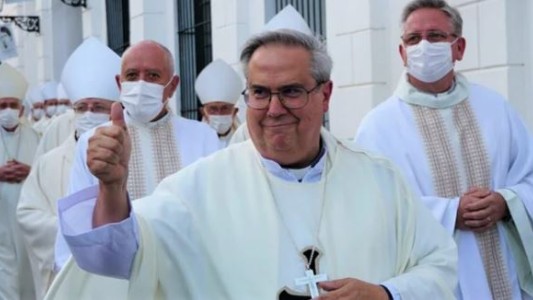 El arzobispo de Córdoba advirtió que la nueva política de medicamentos del PAMI es una "eutanasia encubierta"