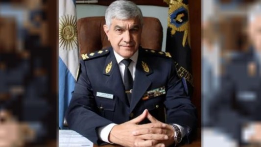 Desmienten el viaje personal del jefe de la Policía Federal con un avión de la fuerza