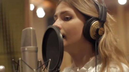 Video: la China Suáraez canta su canción preferida para El hilo rojo