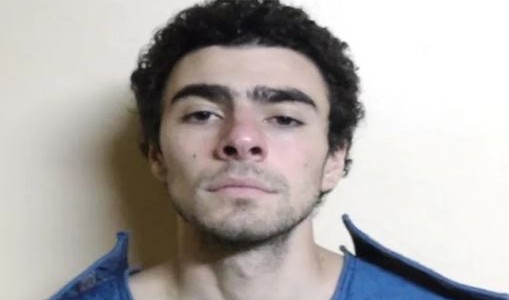 Detuvieron al acusado de asesinar al CEO de una empresa de medicina cuando sus ojos fueron captados en las cámaras de seguridad de un local