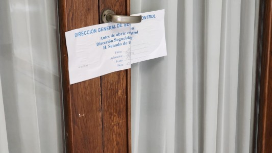 Senado: clausuraron el despacho de Kueider