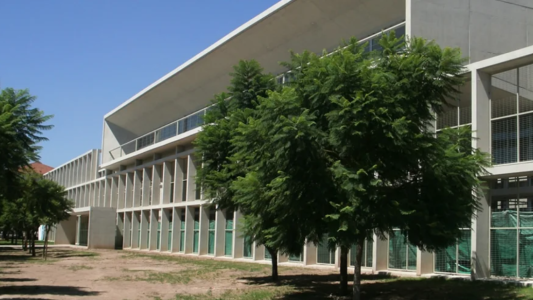 Intoxicación masiva en la Universidad de Córdoba: más de 50 personas afectadas